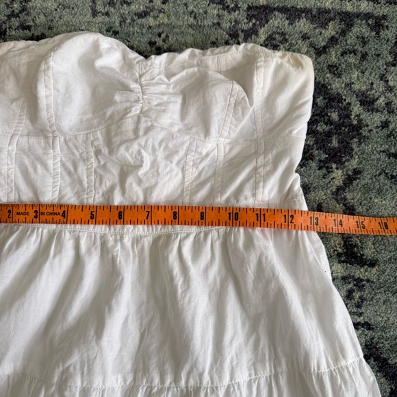 Strapless Women’s American Eagle Y2K Eyelit White Mini Dress Summer Preppy Boho - Picture 3 of 11